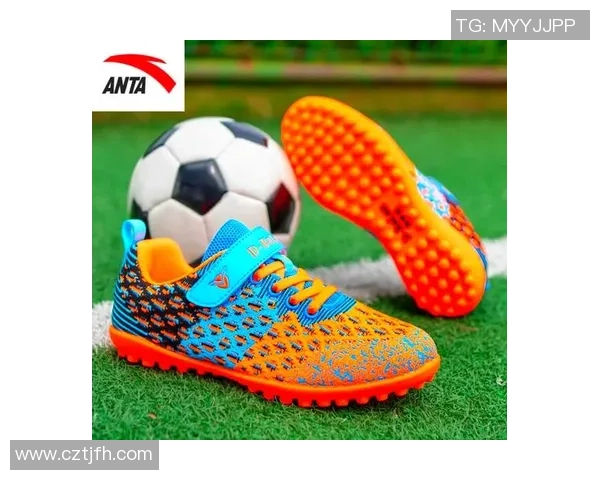 足球明星们的运动鞋选择揭秘 穿搭背后的品牌与科技创新